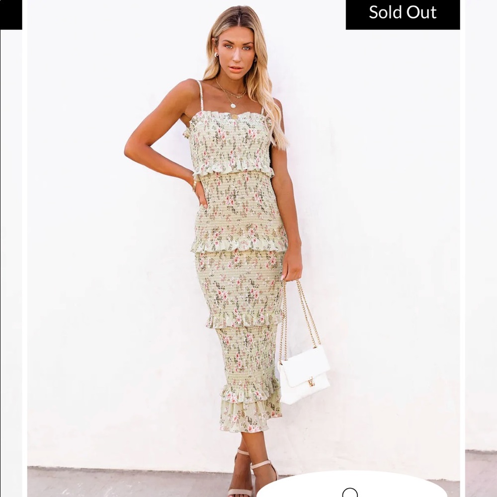 Vici - midi smocked dress - green